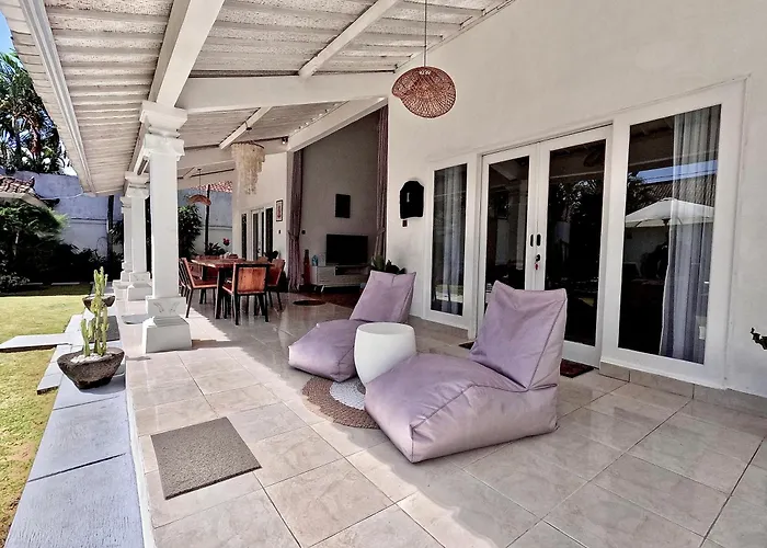 Villa Curves Bali